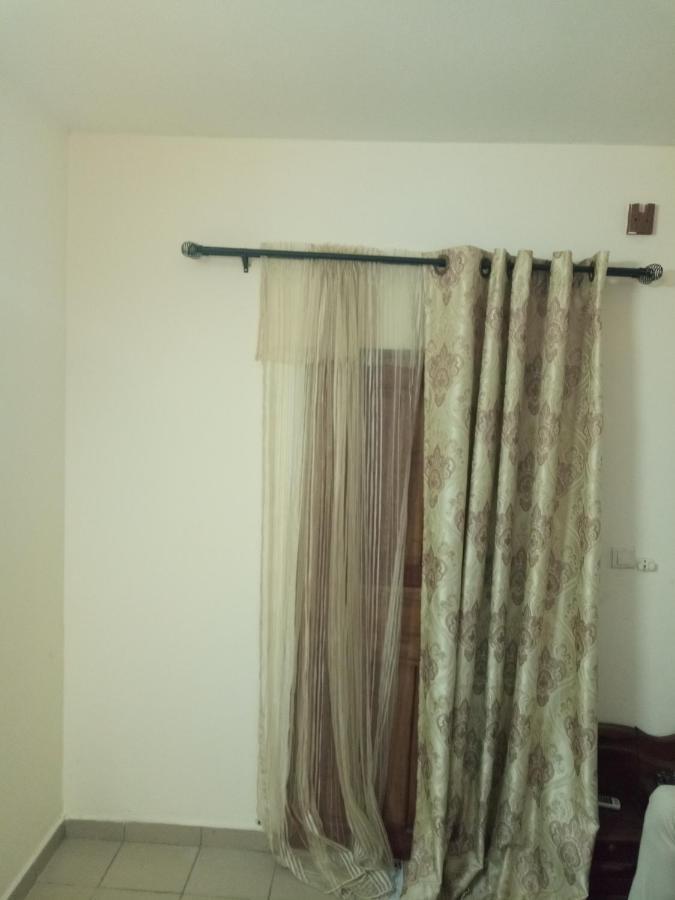 Ange Raphael Hotel Douala Exterior photo